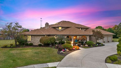 15 Saint Emily Dr, Huntington, IN, 46750-1333 | Card Image