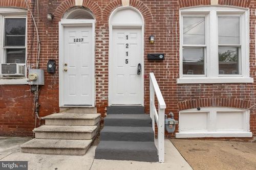 1215 W 3rd St, WILMINGTON, DE, 19805-3627 | Card Image