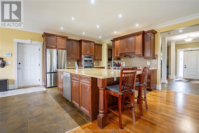 8545 Water St, House other with 5 bedrooms, 6 bathrooms and null parking in Cedar Springs ON | Image 19