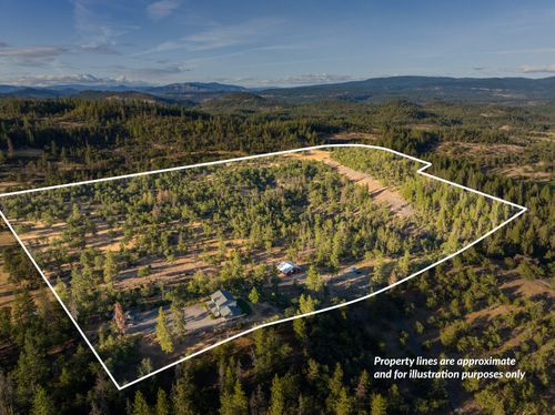 7091 Butte Falls Hwy, Eagle Point, OR, 97524-4492 | Card Image