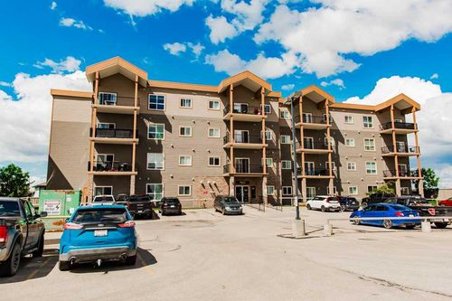 404-9225 Lakeland Dr, Grande Prairie, AB, T8X0B8 | Card Image