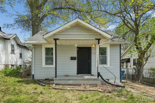 3908 Council Grv, Saint Louis, MO, 63120-1205 | Card Image