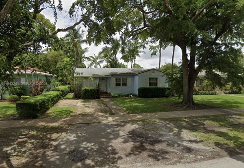 17 Whitethorn Dr, Miami Springs, FL, 33166 | Card Image