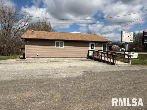 631 N Pershing St, Energy, IL, 62933-3563 | Card Image
