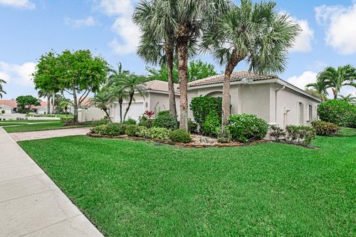 8200 Grand Messina Cir, Boynton Beach, FL, 33472-7100 | Card Image