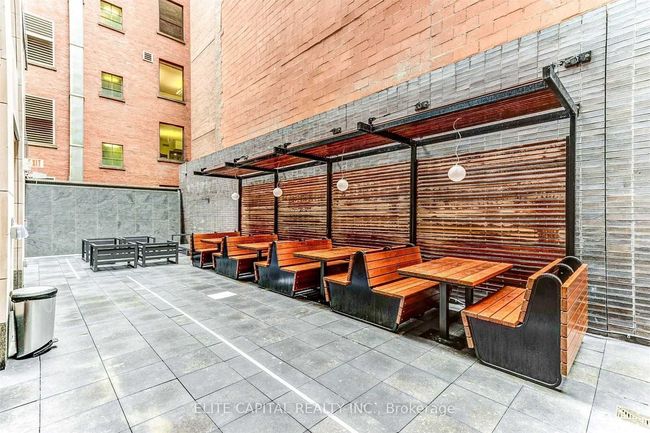 2315 - 70 Temperance St, Condo with 2 bedrooms, 2 bathrooms and 1 parking in Toronto ON | Image 20