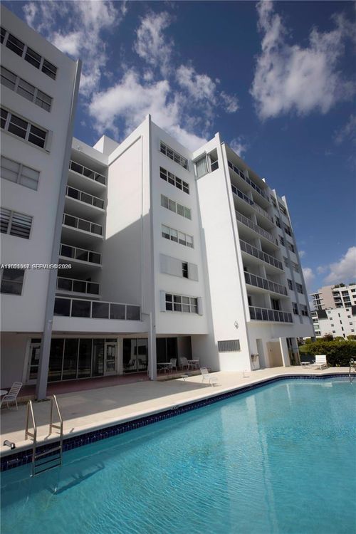 302s-9381 E Bay Harbor Dr, Bay Harbor Islands, FL, 33154-3917 | Card Image