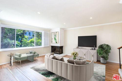 11-910 19th St, Santa Monica, CA, 90403-3347 | Card Image