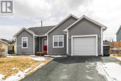 18 Kimbar Drive, Conception Bay South, NL, A1X3G9 | Card Image