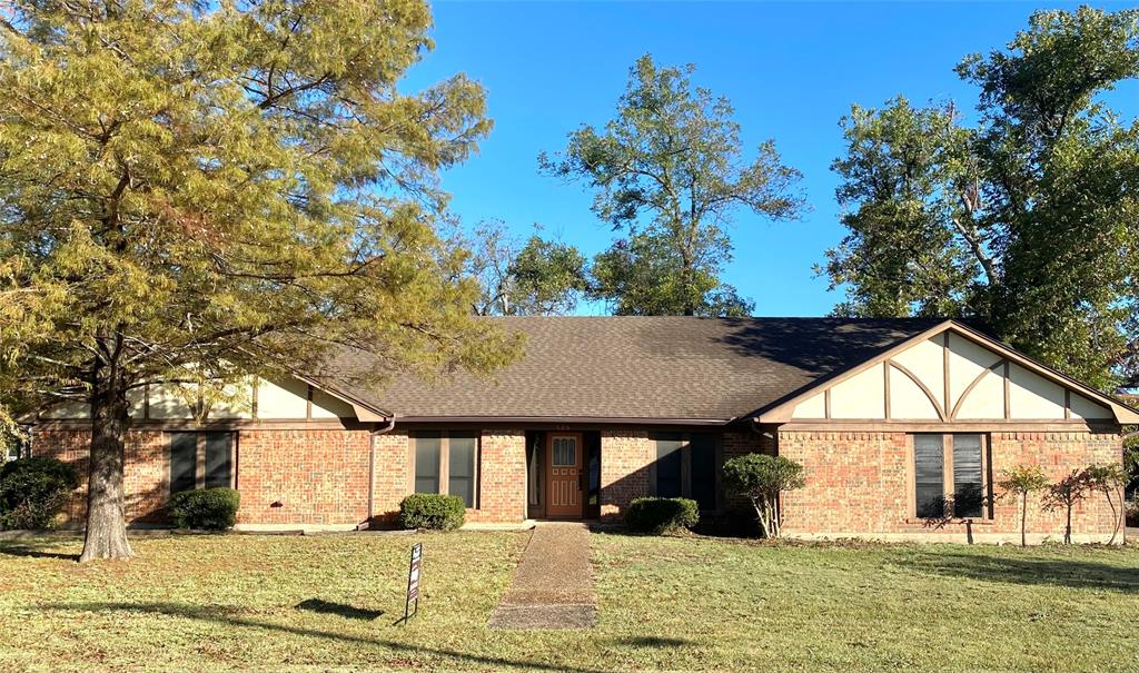 Hickory St, Honey Grove, TX 75446
