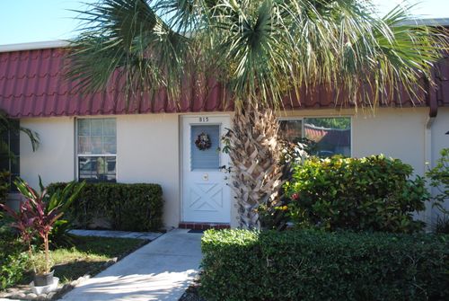 815 Salem Ln, Lake Worth, FL, 33467-2756 | Card Image