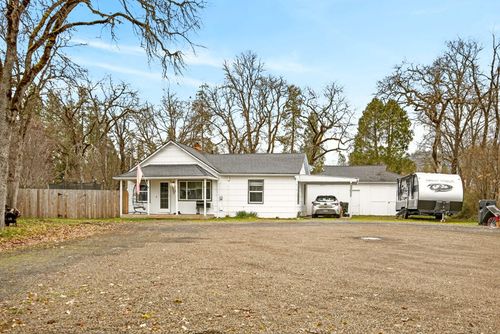 120 Birch St, Shady Cove, OR, 97539-9770 | Card Image