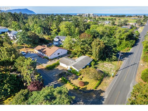 1688 Fifer Heights Rd, Seaside, OR, 97138 | Card Image