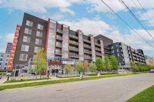 519-251 Hemlock St, Waterloo, ON, N2L0H2 | Card Image
