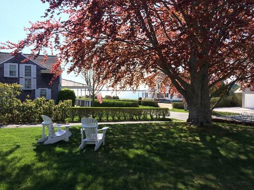 46 Washington Ave, Hyannis Port, MA, 02647 | Card Image