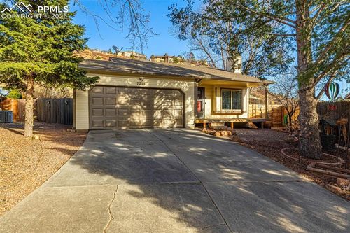 7211 Rising Moon Dr, Colorado Springs, CO, 80919-5018 | Card Image