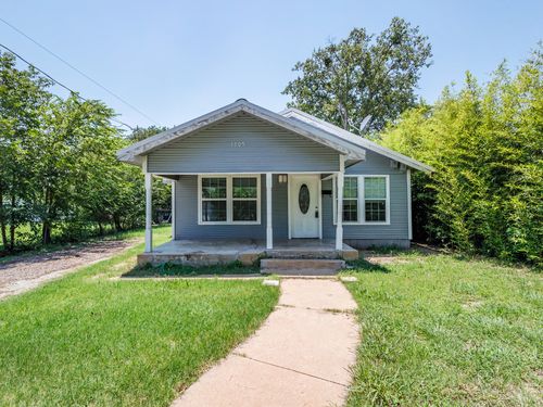 1805 7th St, Brownwood, TX, 76801-4420 | Card Image