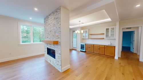 401-1 Longview Dr, Atkinson, NH, 03811 | Card Image