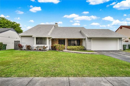 1579 S Goldeneye Ln, Homestead, FL, 33035-1026 | Card Image