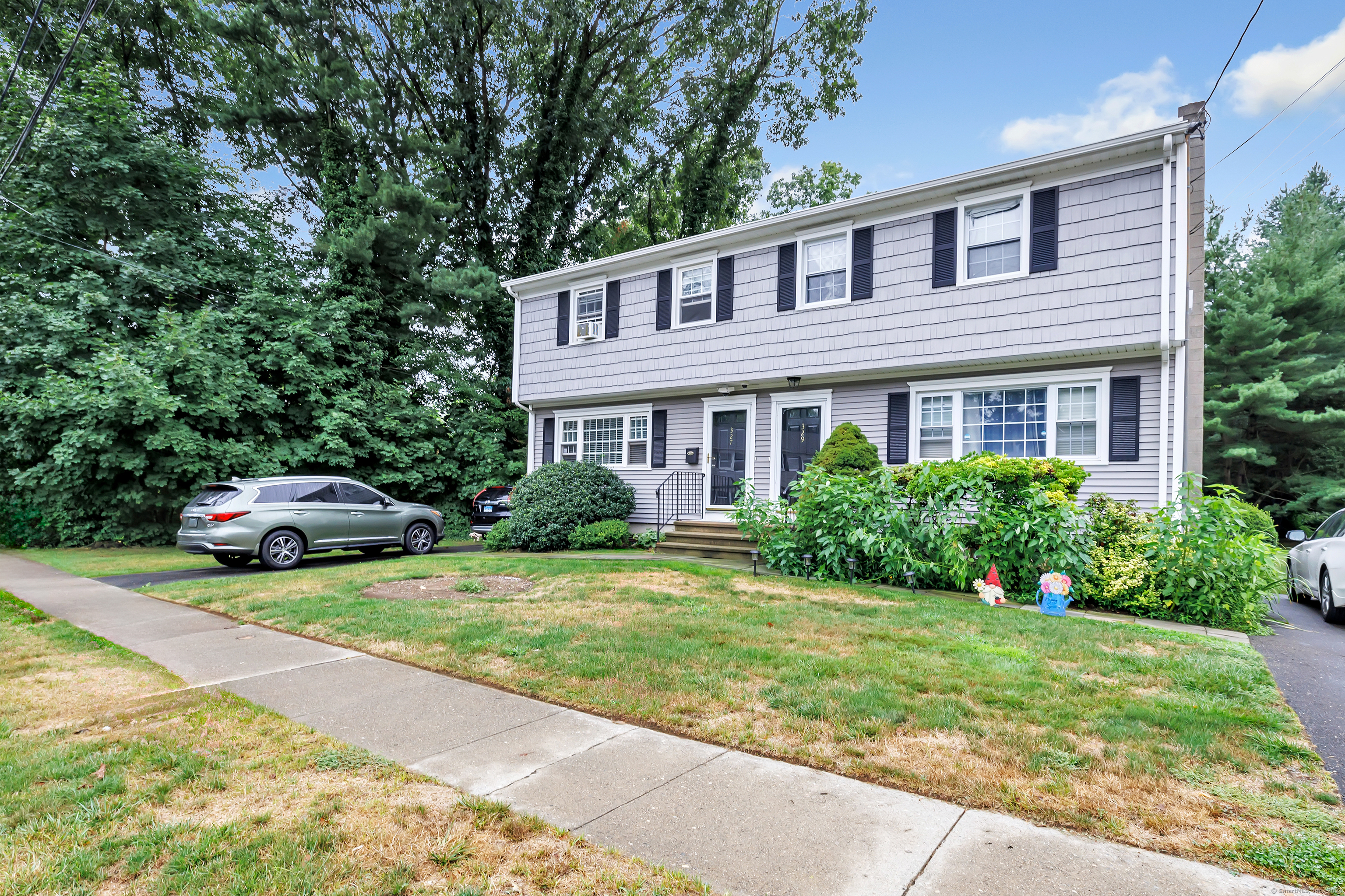 New England Ave, Fairfield, CT 06824