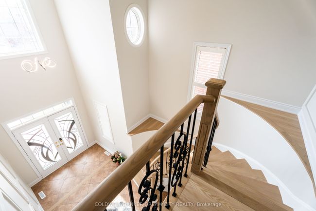 32 Charger Lane, House other with 8 bedrooms, 4 bathrooms and 2 parking in Brampton ON | Image 36