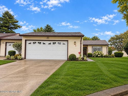 120C Ironwood Plz, Monroe, NJ, 08831-5056 | Card Image