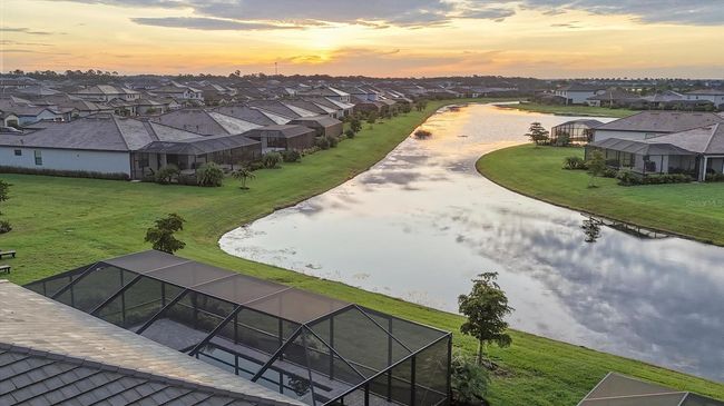 15344 Serene Shores Loop, House other with 4 bedrooms, 2 bathrooms and null parking in Bradenton FL | Image 32
