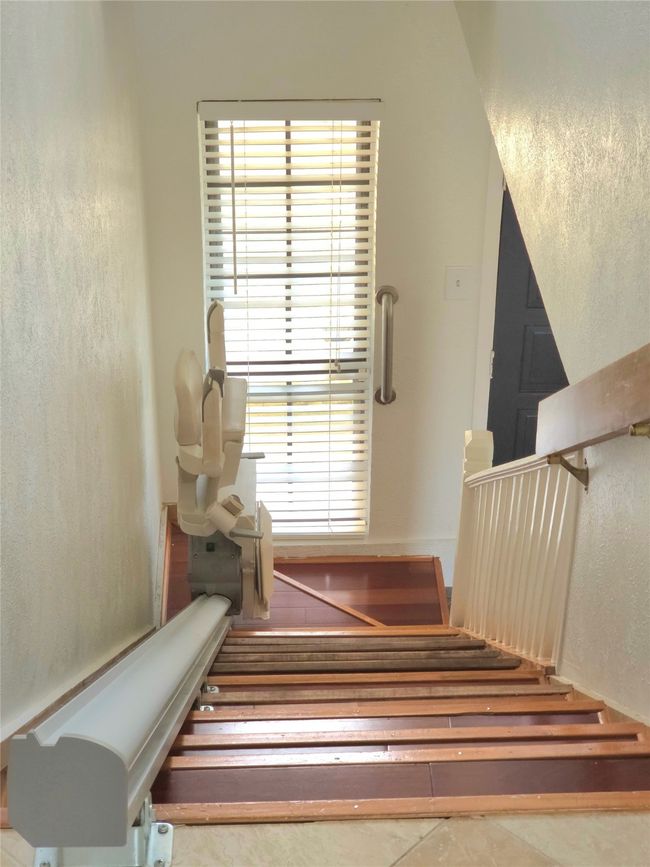 View of staircase | Image 18