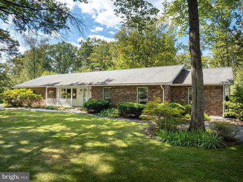 109 Laurel Rd, LEWISTOWN, PA, 17044-2606 | Card Image