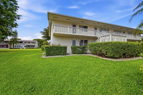 132 Cambridge F, West Palm Beach, FL, 33417-1322 | Card Image