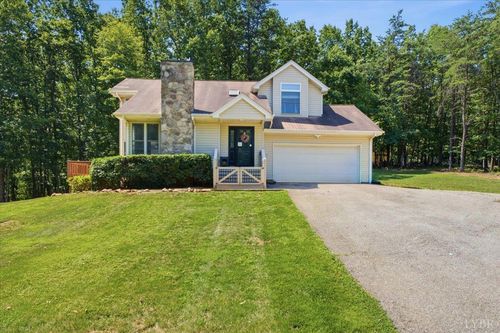 12376 Leesville Rd, Lynch Station, VA, 24571-3098 | Card Image