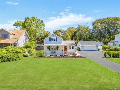 181 Blue Point Ave, Blue Point, NY, 11715-1201 | Card Image