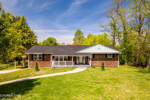 4209 Doris Cir, Knoxville, TN, 37918-5414 | Card Image