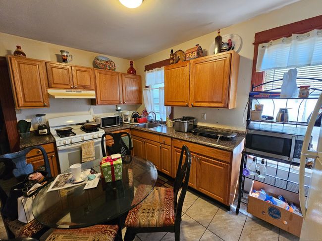 934 - 932-934 Connecticut Ave, Home with 5 bedrooms, 3 bathrooms and null parking in Bridgeport CT | Image 18