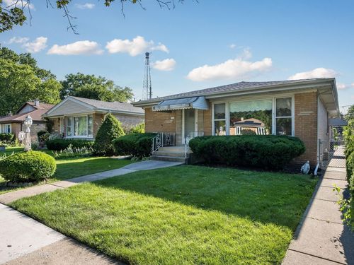9420 Lawler Ave, Skokie, IL, 60077-1271 | Card Image