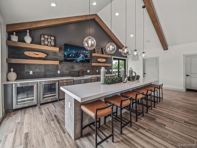 Gorgeous kitchenette | Image 17