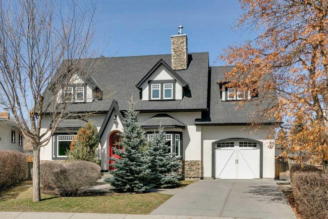 51 White Oak Crescent Sw, Home with 5 bedrooms, 3 bathrooms and 3 parking in Calgary AB | Image 1
