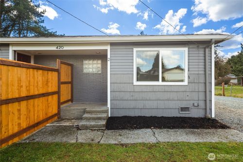 2-420 107th Pl Sw, Everett, WA, 98204-3802 | Card Image
