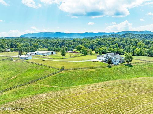 1531 Ellejoy Rd, SEYMOUR, TN, 37865-3829 | Card Image