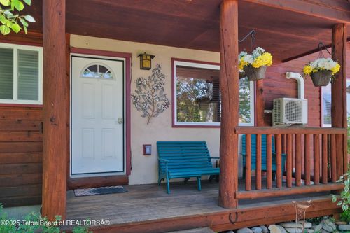 1245 Eagle Ridge Rd, Victor, ID, 83455-5082 | Card Image