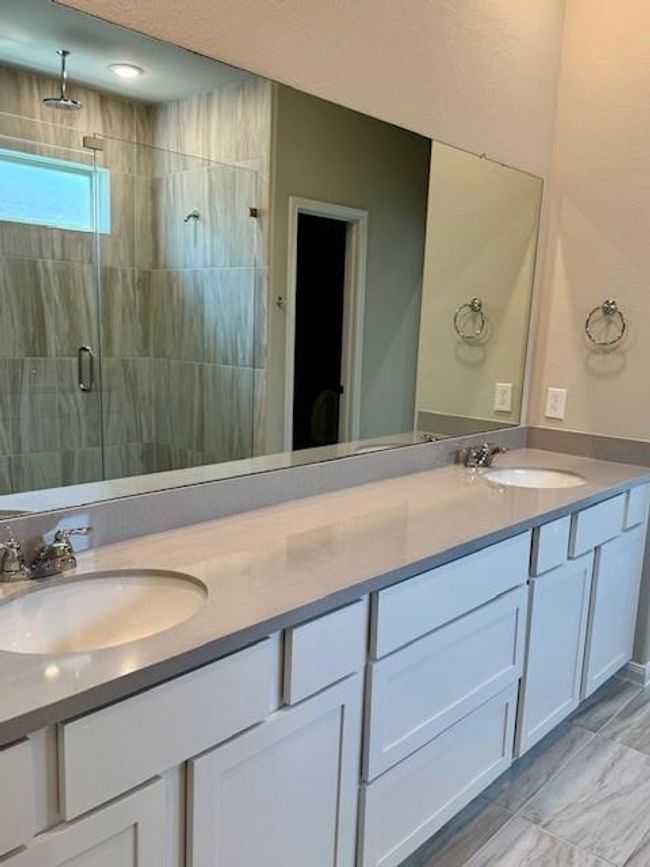 31414 Hidden Rosehill Cir, House other with 3 bedrooms, 2 bathrooms and 2 parking in Hockley TX | Image 4