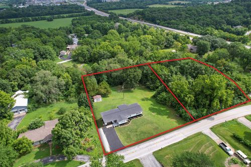 479 Mclean Rd, Ozark, MO, 65721-9519 | Card Image