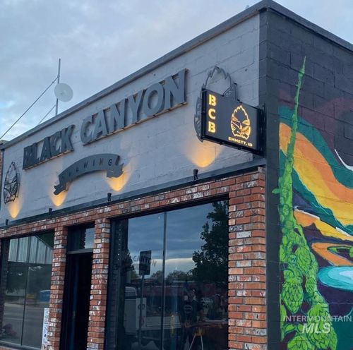 110 N Washington Ave, Emmett, ID, 83617-2973 | Card Image