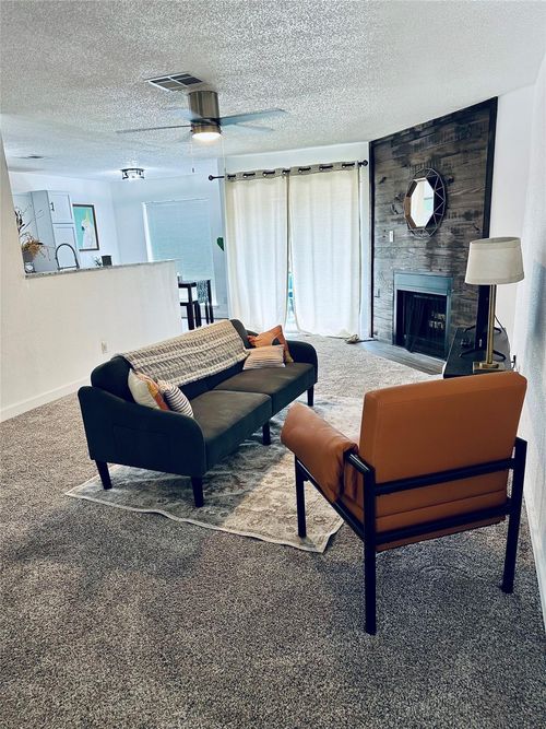 apt-224-418 Garland Dr, Lake Jackson, TX, 77566-6275 | Card Image