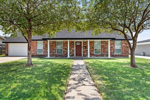 2707 Memphis Ave, Nederland, TX, 77627-6729 | Card Image