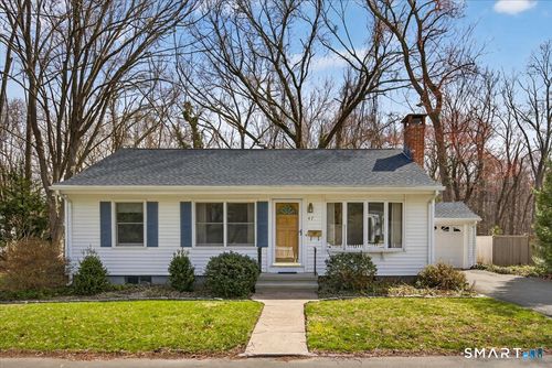 47 Barrett St, Hamden, CT, 06517-2504 | Card Image