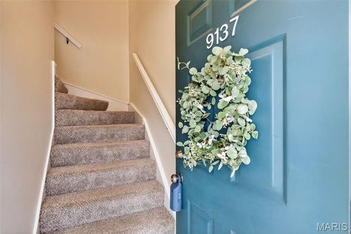 9137 Wrenwood Ln, Saint Louis, MO, 63144-1603 | Card Image