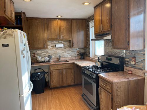 uppr-unit-58-28 251st St, Little Neck, NY, 11362-2121 | Card Image