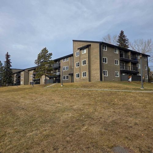 316b-5611 9 Ave, Edson, AB, T7E1R5 | Card Image