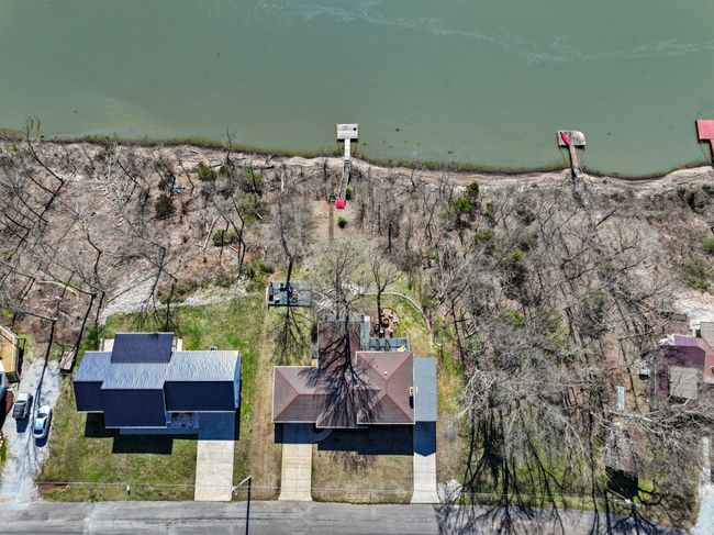 591 Shore Dr, House other with 3 bedrooms, 2 bathrooms and 2 parking in Big Sandy TN | Image 72